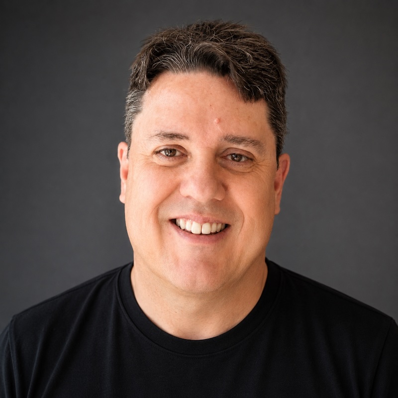 Thriller author Alan Petersen